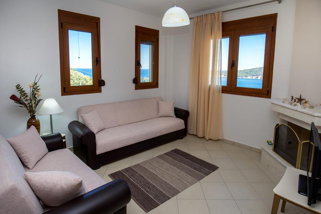Aphrodite Villas Коинира Экстерьер фото