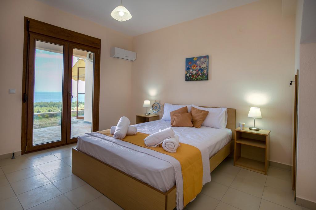 Aphrodite Villas Коинира Экстерьер фото
